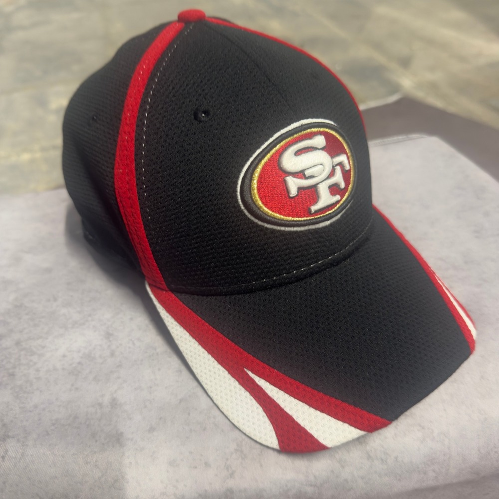 New Era 39THIRTY San Francisco 49ers Hat Mens Small-Medium Black‎ Red NFL Cap